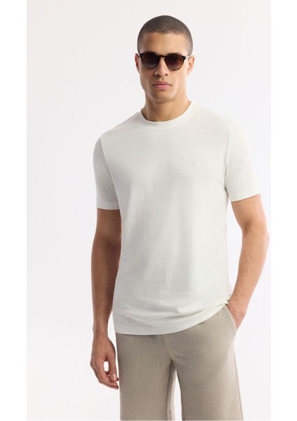 Erkek Ekru Regular Fit Bisiklet Yaka Jakar Dokulu T-shirt A51y1041