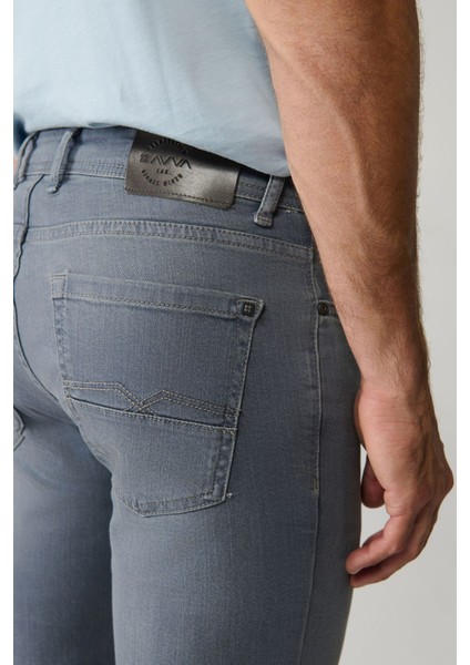 Erkek Gri Eskitme Yıkamalı Esnek Jean Pantolon A41Y3512