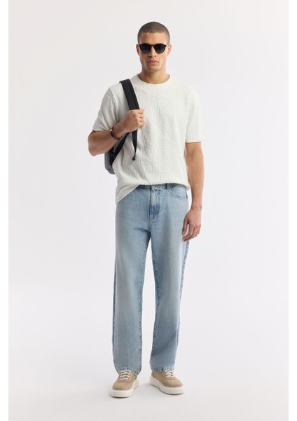 Erkek Beyaz Bisiklet Yaka Pamuklu Jakarlı Elastan T-shirt A51y1122