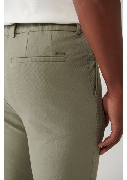 Erkek Açık Haki Relaxed Fit Beli Lastikli Yandan Cepli Way Stretch Lightweight Pantolon A41y3203