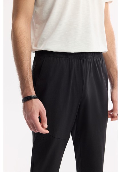 Erkek Siyah Beli Lastikli Yandan Cepli Parçalı Teknik Kumaş Jogger A51Y3421 indirimleri