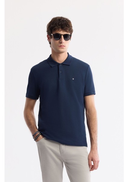 Erkek Lacivert Regular Fit %100 Pamuk Hızlı Kuruyan Kıvrılmayan Polo Yaka T-Shirt B001032