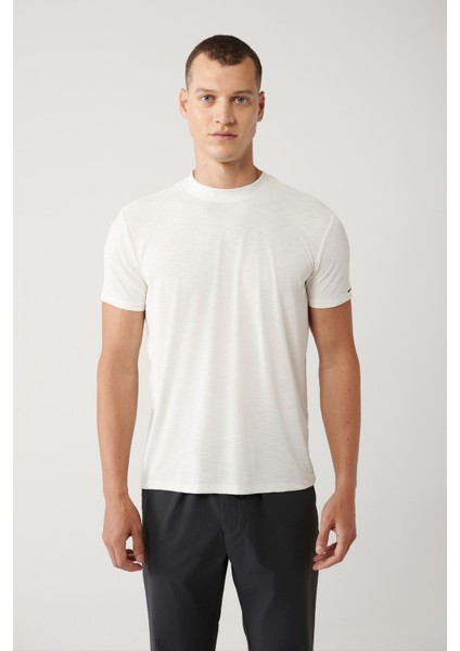 Erkek Beyaz Bisiklet Yaka Baskılı Soft Touch T-shirt A41y1032 modelleri