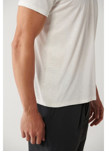 Erkek Beyaz Bisiklet Yaka Baskılı Soft Touch T-shirt A41y1032 indirimleri