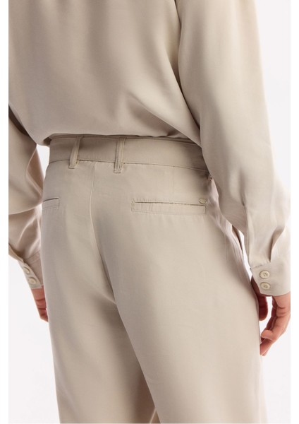 Erkek Bej Baggy Fit Klasik Bel Önü Toka Detaylı Modal Karışımlı Pantolon A51y3033