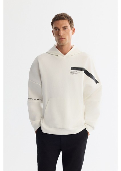 Erkek Ekru Kapüşonlu Pamuklu Baskılı Elastan Sweatshirt A42y1289
