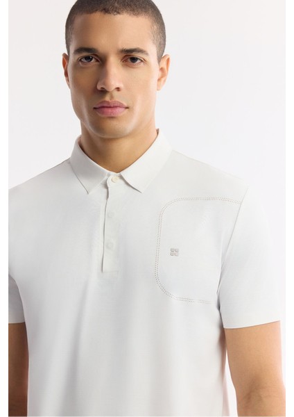 Erkek Beyaz Kırılmaz Polo Yaka Magnet Düğme Teknik Kumaş T-Shirt A51Y1156 fiyatları