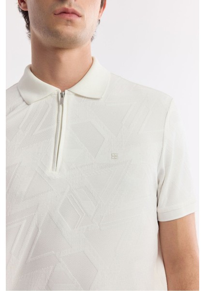 Erkek Beyaz Regular Fit Fermuarlı Polo Yaka Jakarlı T-Shirt A51Y1059 fiyatları