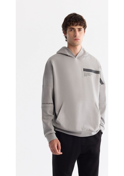 Erkek Gri Kapüşonlu Pamuklu Baskılı Elastan Sweatshirt A42y1289