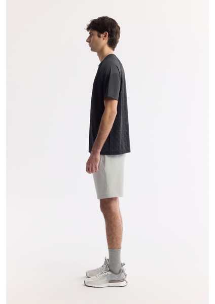 Erkek Siyah Regular Fit Bisiklet Yaka Geometrik Desenli Bloklu Teknik Kumaş Detaylı T-shirt A51Y1160
