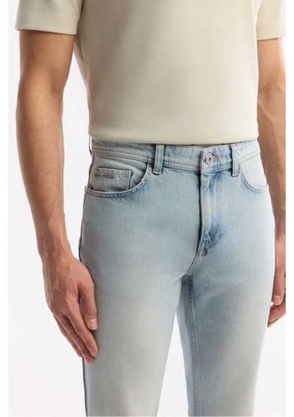 Erkek Açık Mavi Eskitme Yıkamalı Jean Pantolon A51y3525 fırsatları
