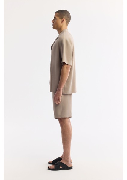 Erkek Bej Oversize Fit Apaj Yaka Modal Karışımlı Kısa Kol Gömlek A51y2006 modelleri
