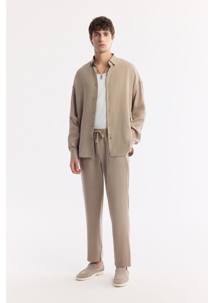 Erkek Bej Oversize Alttan Britli Yaka Modal Karışımlı Rahat Kesim Gömlek A51y2168