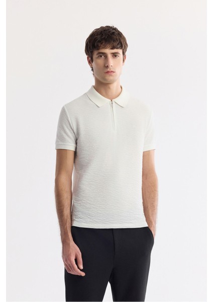 Erkek Beyaz Fermuarlı Polo Yaka Dokulu Jakarlı T-Shirt A51Y1019