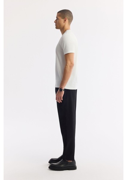 Erkek Beyaz Bisiklet Yaka Jakarlı Basic T-Shirt A51Y1165 modelleri