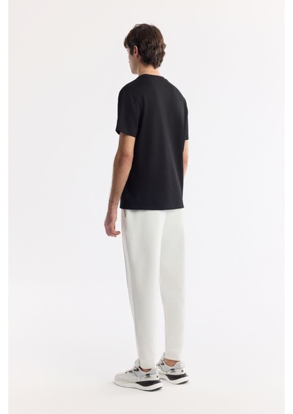Erkek Siyah Regular Fit Bisiklet Yaka Hologram Baskılı Interlok T-shirt A51y1132 fırsatları