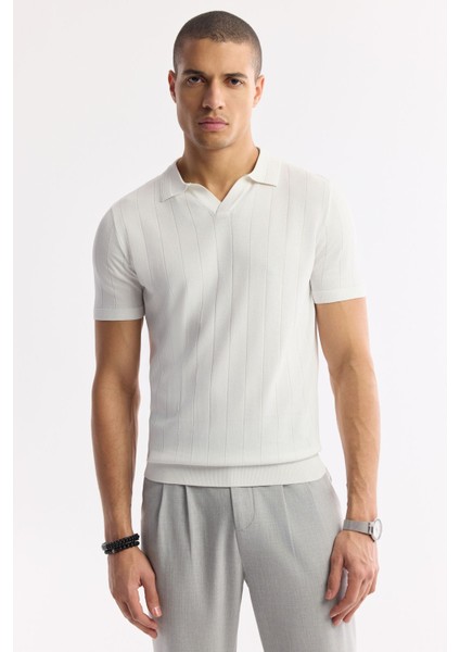 Erkek Ekru Regular Fit Düğmesiz Polo Yaka Boyuna Ajur Desenli Rayon Triko T-shirt A51Y5015