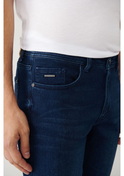 Erkek Lacivert Eskitme Yıkamalı Esnek Jean Pantolon B003525