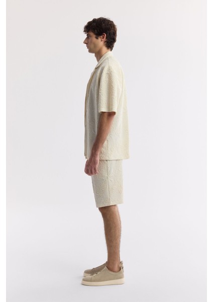 Erkek Ekru Oversize Fit Jakarlı Apaj Yaka Kısa Kol Örme Gömlek A51y2016 modelleri