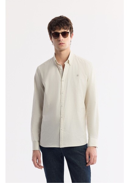 Erkek Bej Regular Fit Düğmeli Yaka %100 Pamuk Oxford Gömlek B002034