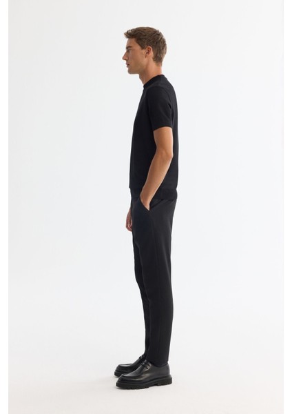 Erkek Siyah Regular Fit Yarım Balıkçı Yaka Kısa Kollu Triko T-Shirt B005025