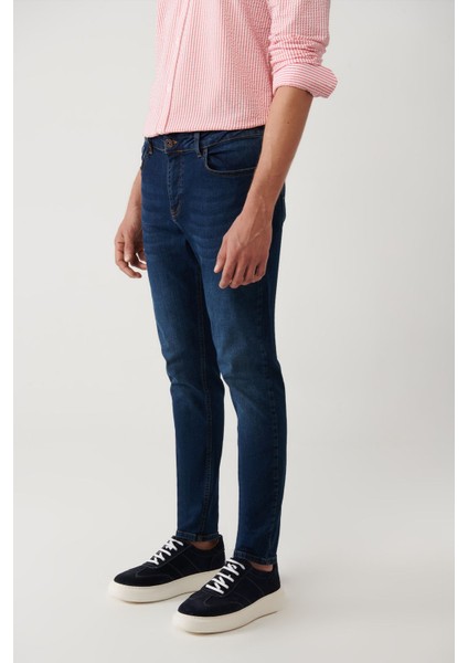Erkek Koyu Mavi Skinny FitEskitme Yıkamalı Esnek Jean Pantolon B003510