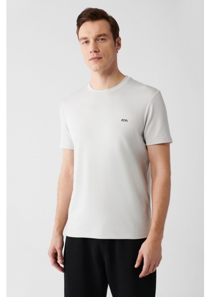 Erkek Gri Bisiklet Yaka Sırt Ve Göğsü Logo Baskılı T-shirt B001040