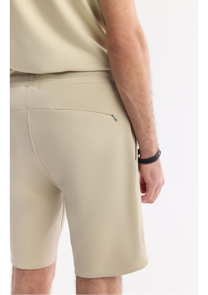 Erkek Bej Beli Lastikli Bağcıklı Yandan Cepli Flexi Baskı Detaylı Soft Touch Örme Şort A51Y3602 indirimleri