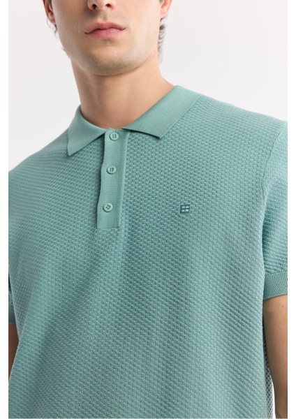 Erkek Nil Yeşili Regular Fit Polo Yaka Dokulu Triko T-shirt B005120 fiyatları