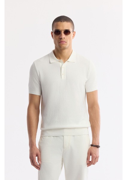 Erkek Ekru Regular Fit Polo Yaka Dokulu Triko T-shirt B005120