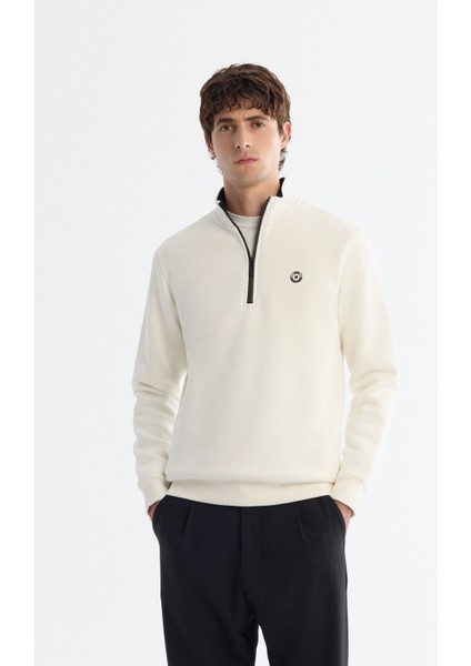 Erkek Beyaz Dik Yaka Fermuarlı 3 Iplik Şardonlu Sweatshirt E001020