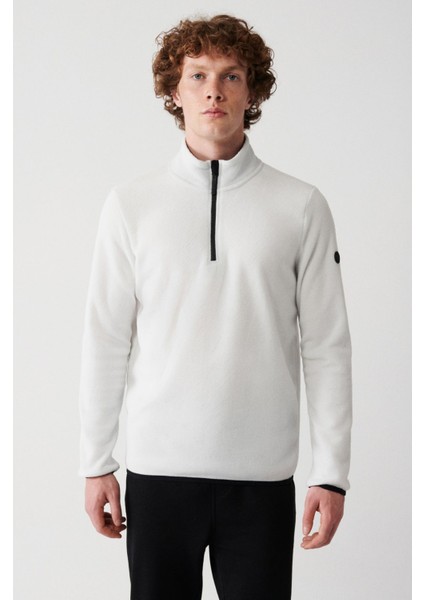 Erkek Beyaz Soğuğa Dayanıklı Yarım Fermuarlı Dik Yaka Polar Sweatshirt E001068