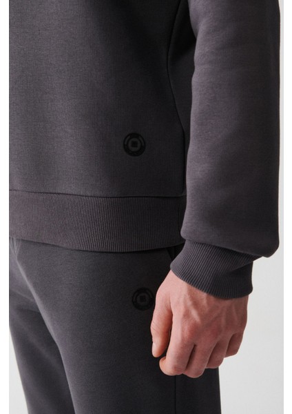 Erkek Antrasit Bisiklet Yaka 3 Iplik Şardonlu Pamuklu Sweatshirt E001017 modelleri