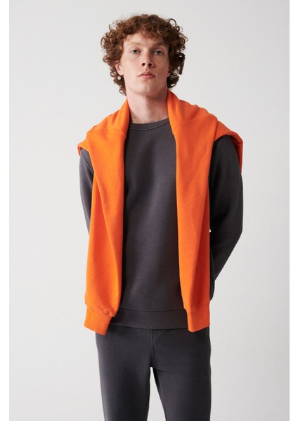 Erkek Antrasit Bisiklet Yaka 3 Iplik Şardonlu Pamuklu Sweatshirt E001017 indirimleri