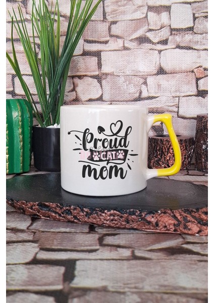 Proud Cat Mom 2 Baskılı Kedi Annesi Kedisever Hediyelik Kulplu Kupa Bardak