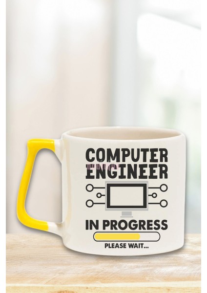 Computer In Progress Baskılı Bilgisayar Mühendisi Yazılımcı Hediye Sarı Kulplu Kupa Bardak