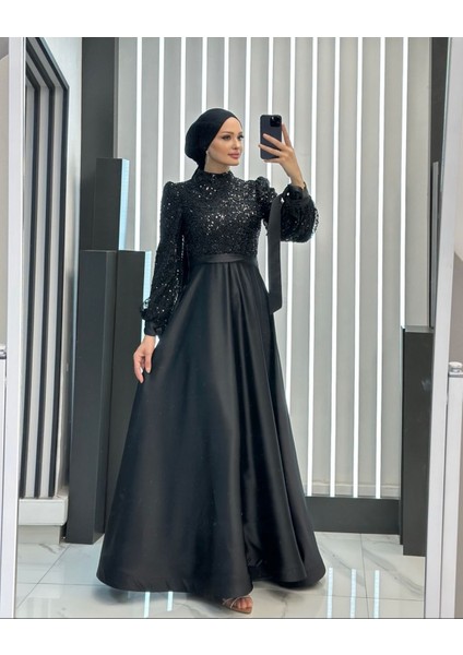 Saten Boncuk Işlemeli Dört Mevsim Hakim Yaka Tesettür Abiye Elbise