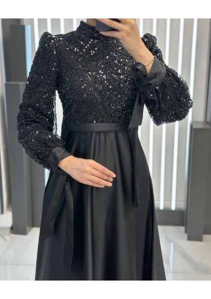 Saten Boncuk Işlemeli Dört Mevsim Hakim Yaka Tesettür Abiye Elbise modelleri