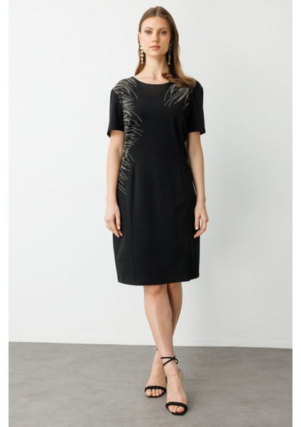 Kadın Büyük Beden Taş Işlemeli Kısa Kollu Elbise 5960 Siyah