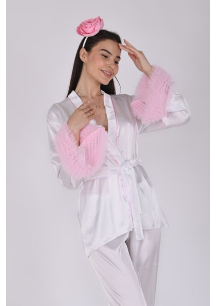 Beyaz Saten Lohusa Seti Pijama Takımı 4'lü Set – Mavi Tül Detaylı (Kimono, Alt, Taç, Terlik)