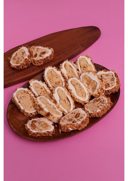 Sarma Lokum Fındık Dolgulu 300 Gram modelleri