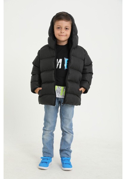 Erkek Çocuk Polarlı Kapüşonlu Su Geçirmez Rüzgara Dayanıklı Cepli Şişme Kışlık Mont modelleri