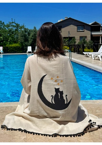 Ay Üzerindeki Kediler Temalı El Boyama Müslin Kimono Plaj Elbisesi Pareo
