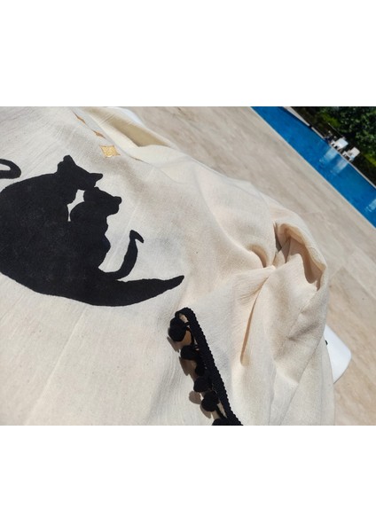 Ay Üzerindeki Kediler Temalı El Boyama Müslin Kimono Plaj Elbisesi Pareo fırsatları