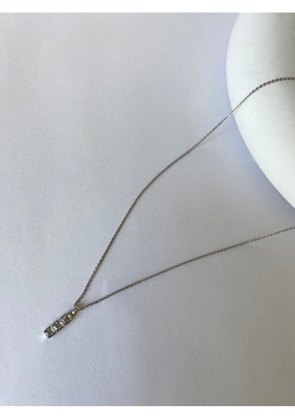 Xuping Dikey Üç Taşlı Minimal Silver Kolye modelleri