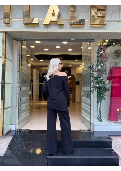 Omuzu Aksesuar Detaylı Triko fiyatları