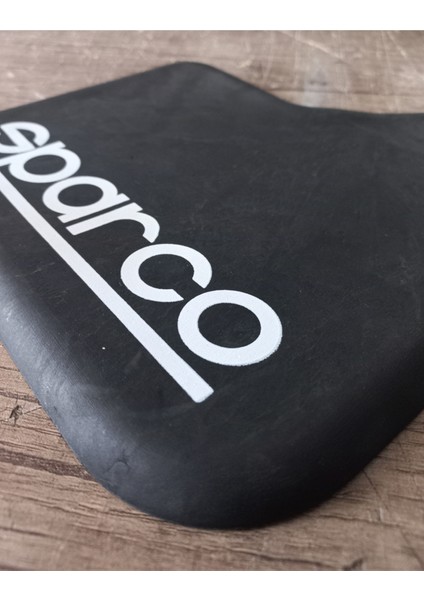 Sparco Beyaz Yazılı Siyah Plastik Paçalık Çamurluk Tozluk 2 Adet fiyatları