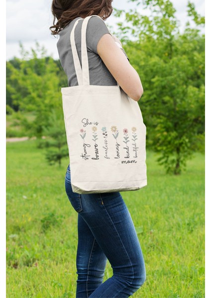She Is Strong Fearless No:3 Baskılı Anneler Günü Hediyelik Bej %100 Pamuklu Ham Bez Bej Çanta