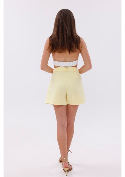 Fundachoosesxgenius Kadın Pileli Şort Iç Göstermez Lamineli Kadın Şort Pileli-Şort indirimleri