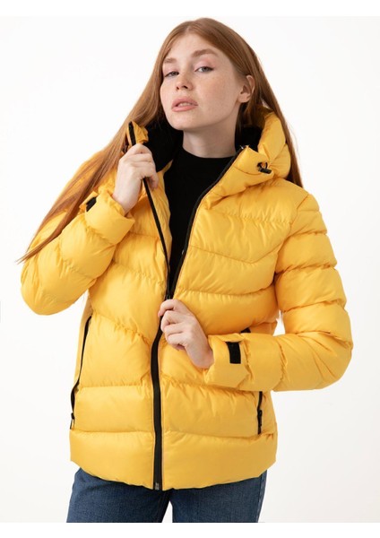 Kadın Kapüşonlu Polarlı Su Geçirmez Rüzgara Dayanıklı Şişme Mont & Kaban & Parka